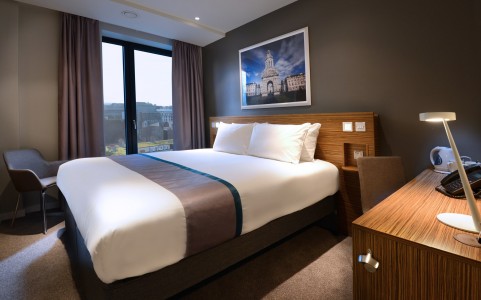 Travelodge Plus Bedroom